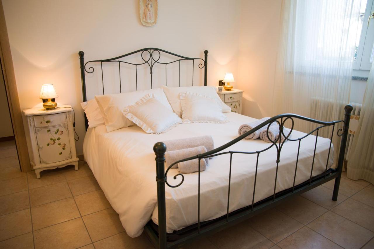 Appartamento Con Giardino E Parcheggio Privato Bellagio Buitenkant foto